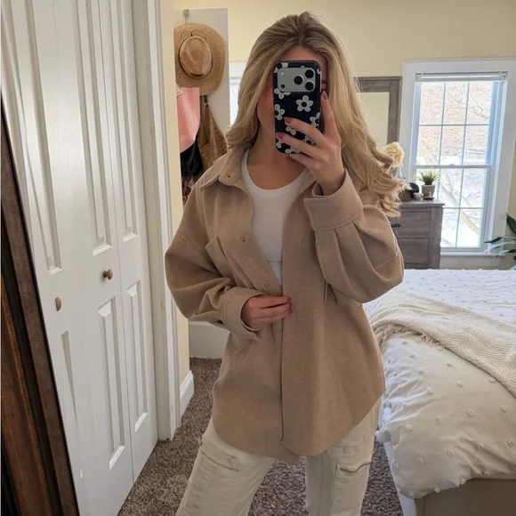 Jacket - Picture 3 of 6